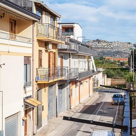 Villa Le Tre Pigne Floridia Exterior foto
